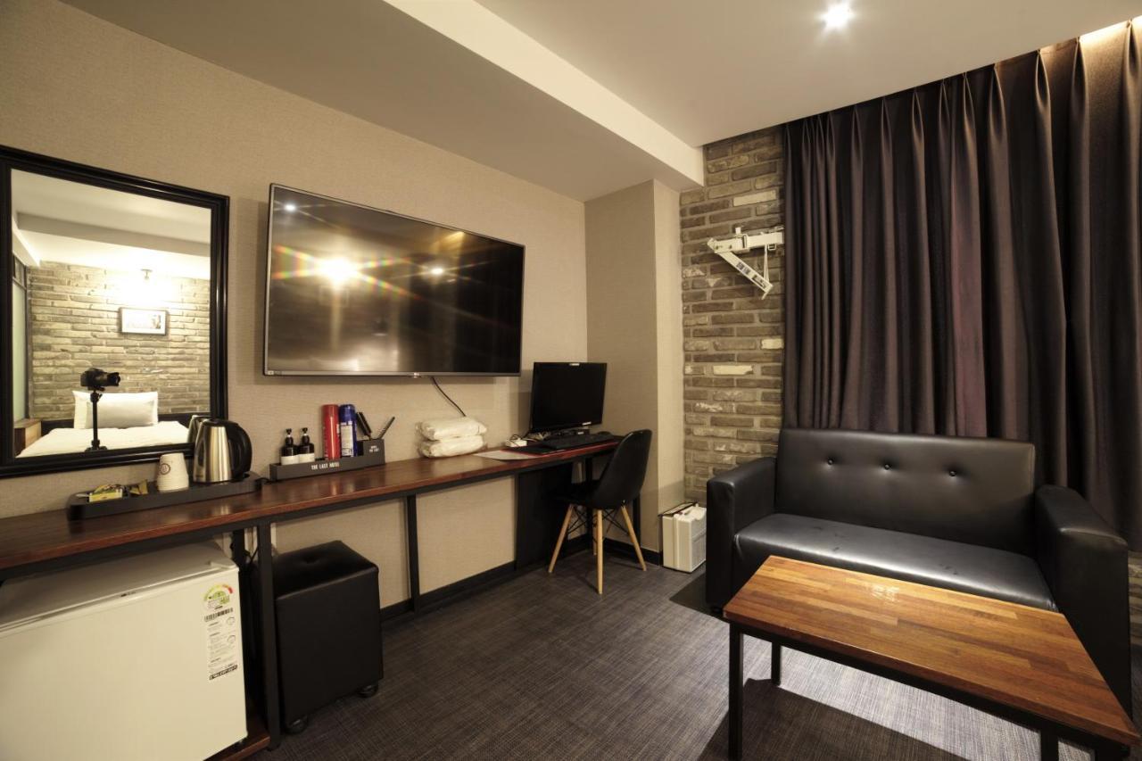 The Last Hotel Nampo Busan Bagian luar foto
