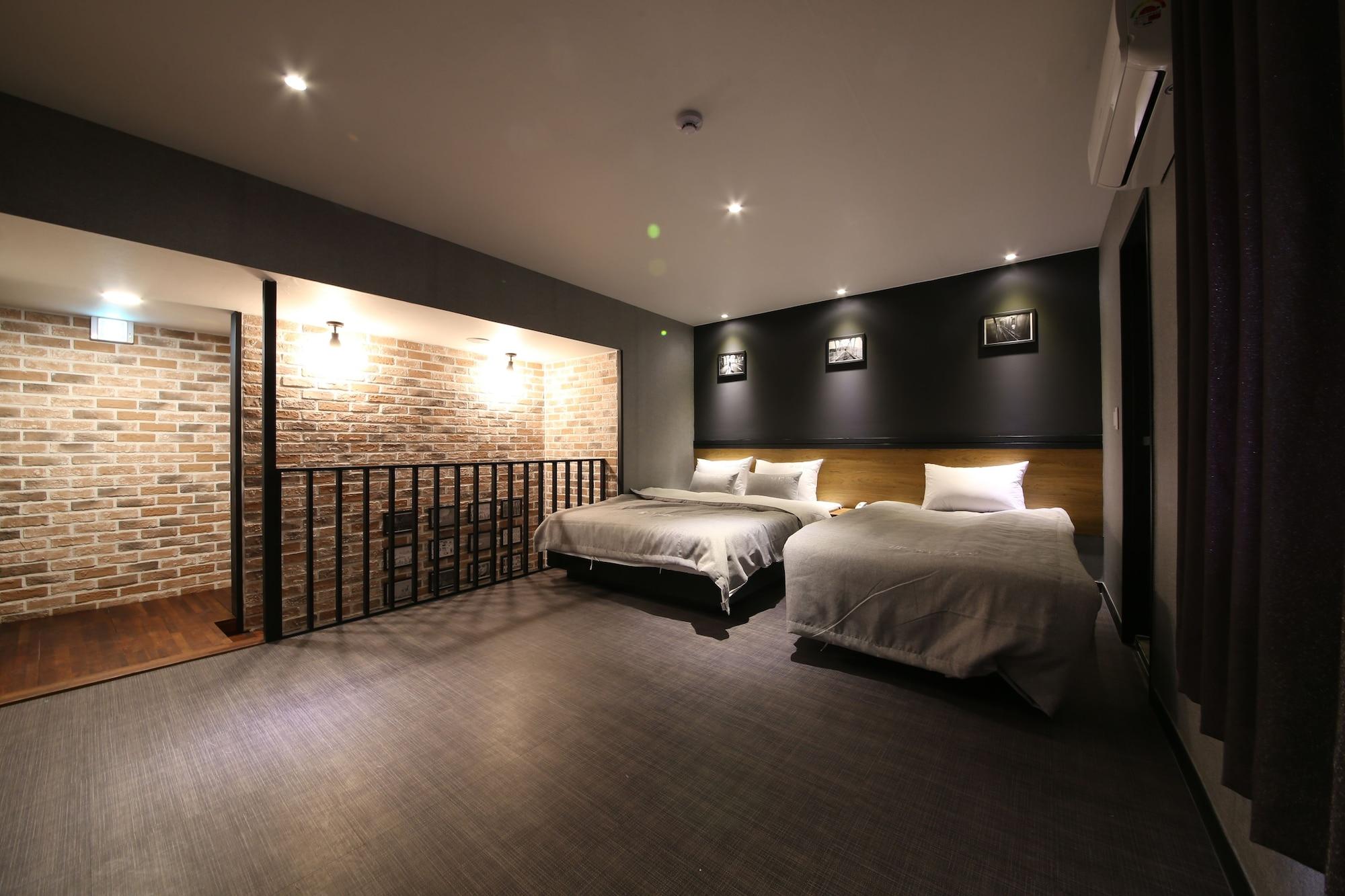 The Last Hotel Nampo Busan Bagian luar foto