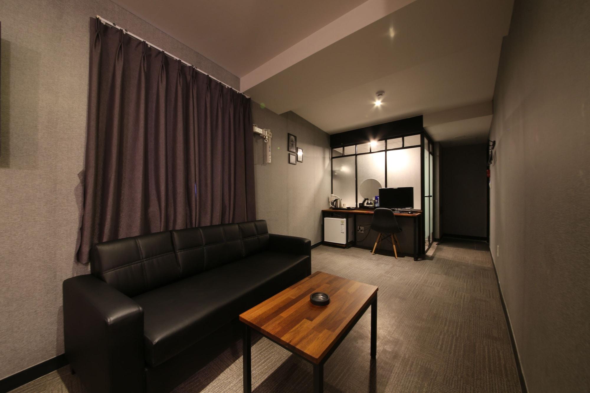 The Last Hotel Nampo Busan Bagian luar foto