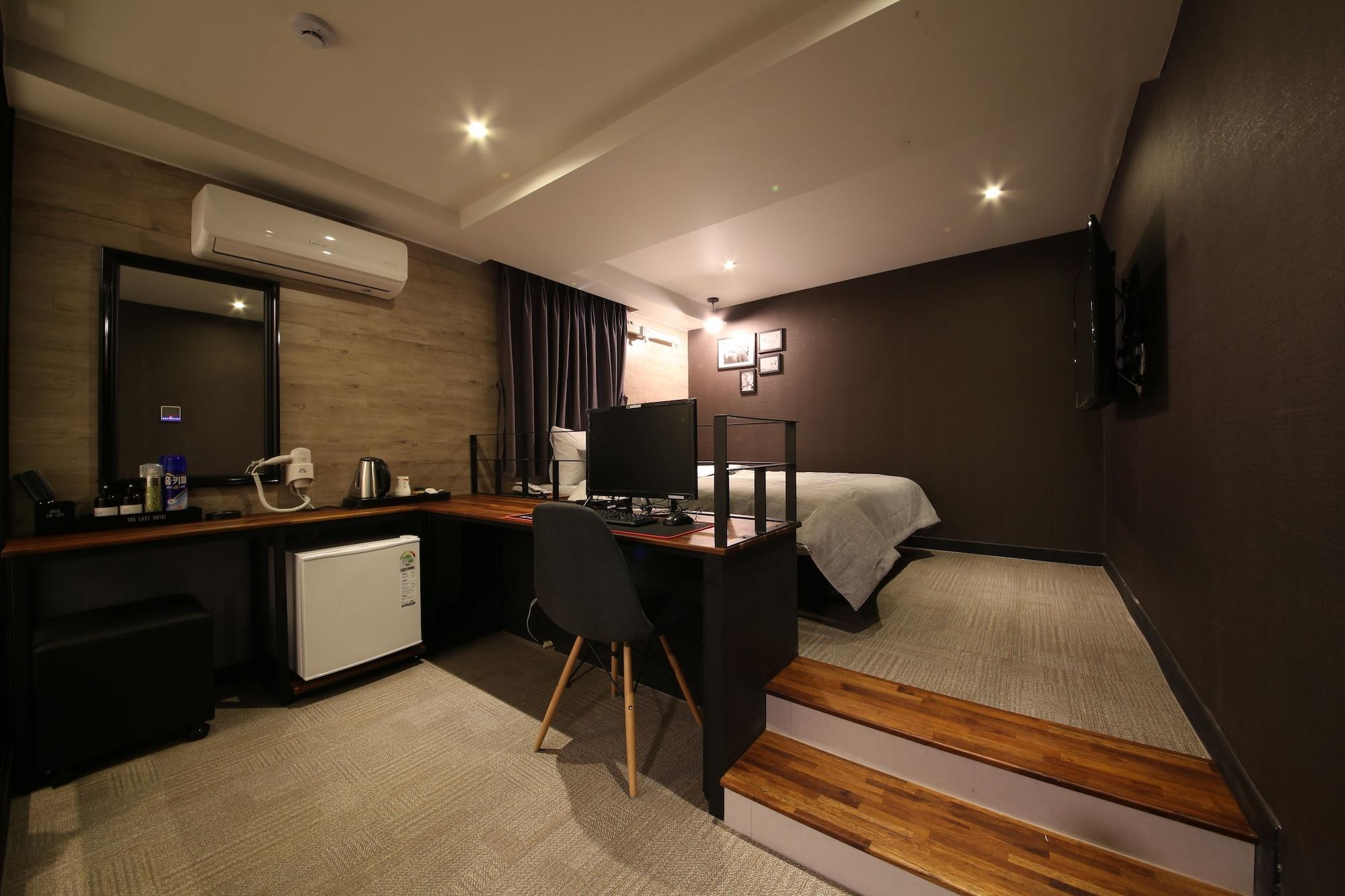 The Last Hotel Nampo Busan Bagian luar foto